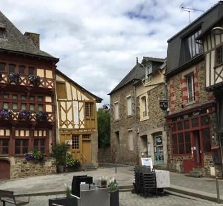 Perle Rare, Appartement Paisible Et Cosy Lamballe Exterior foto